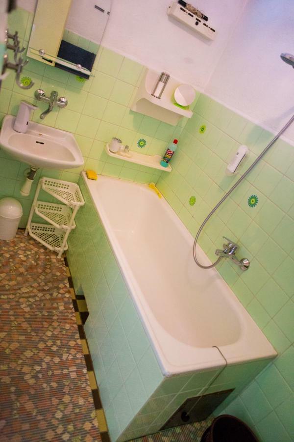 Apartman Strba Apartment Bagian luar foto